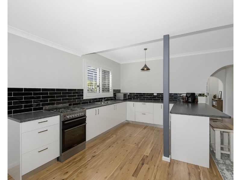7 Longworth Road, Dunbogan NSW 2443