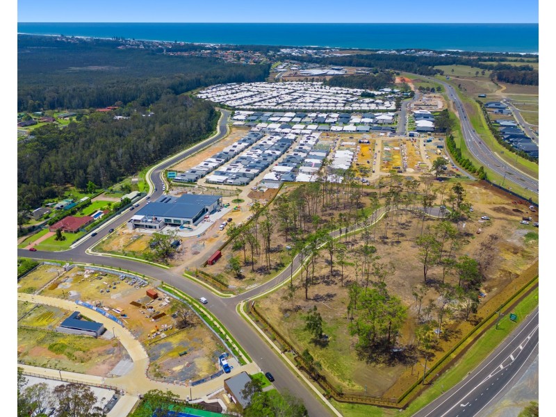 16 Galena Grove, Lake Cathie NSW 2445