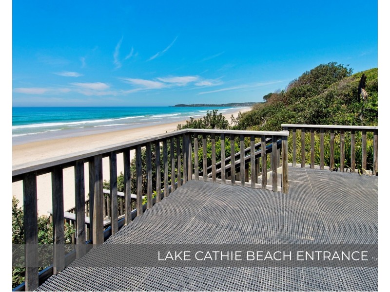 16 Galena Grove, Lake Cathie NSW 2445