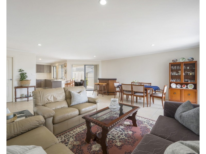 2 St Lucia Place, Bonny Hills NSW 2445