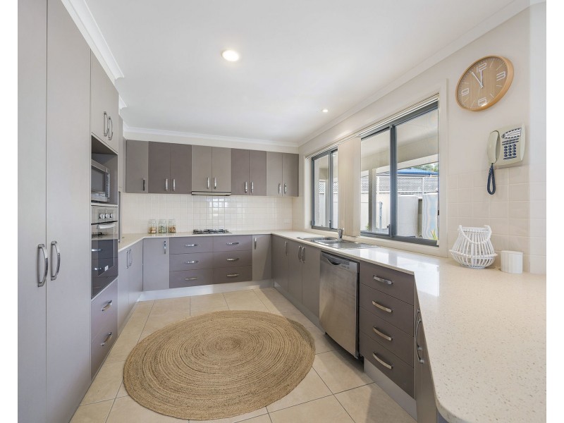 2 St Lucia Place, Bonny Hills NSW 2445