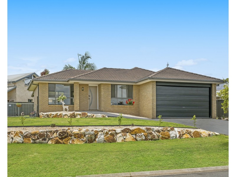 22 Rainbow Beach Drive, Bonny Hills NSW 2445