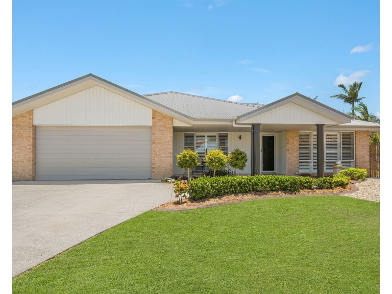 6 Whitby Place, Lake Cathie NSW 2445