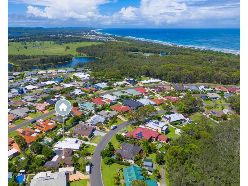 32 Seafront Circuit, Bonny Hills NSW 2445