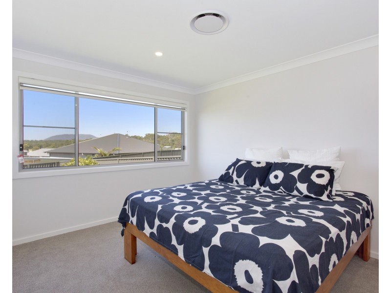 12 Tobago Parade, Lake Cathie NSW 2445