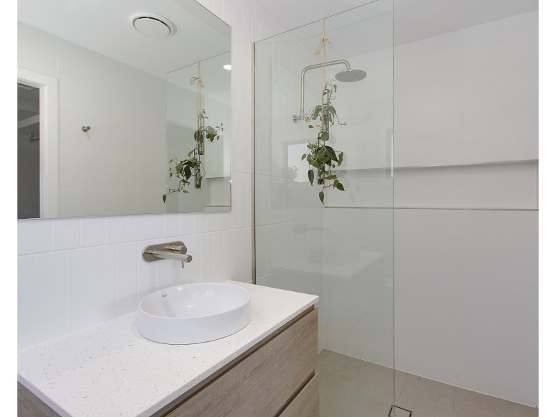 12 Tobago Parade, Lake Cathie NSW 2445