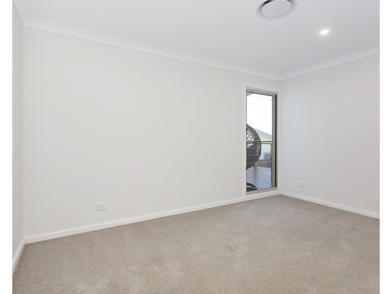 12 Tobago Parade, Lake Cathie NSW 2445