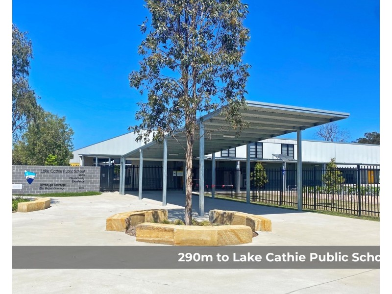 12 Tobago Parade, Lake Cathie NSW 2445