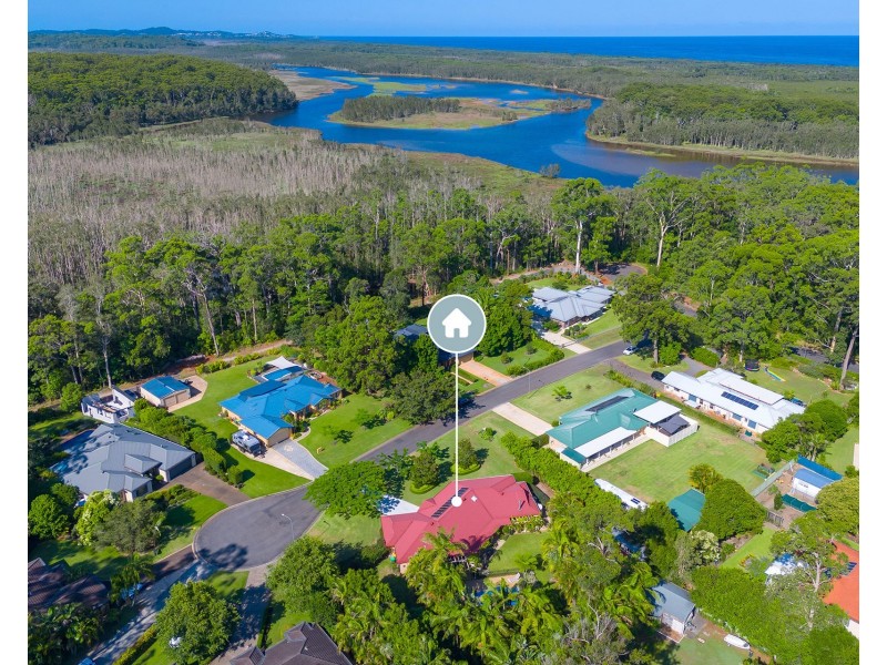 5 Edgewater Close, Lake Cathie NSW 2445