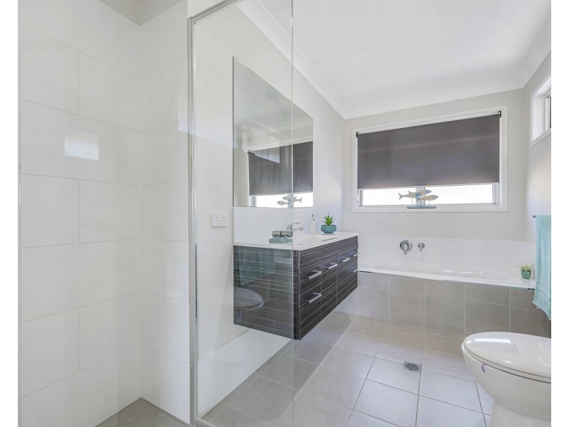 3/8 Laurie Street, Laurieton NSW 2443