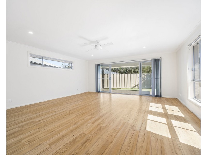 1 Kara Close, Lake Cathie NSW 2445
