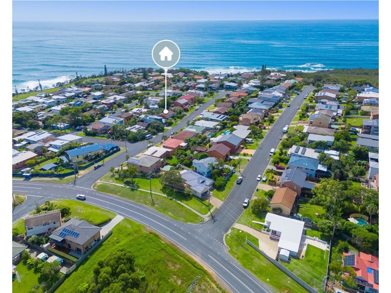 8 Third Avenue, Bonny Hills NSW 2445