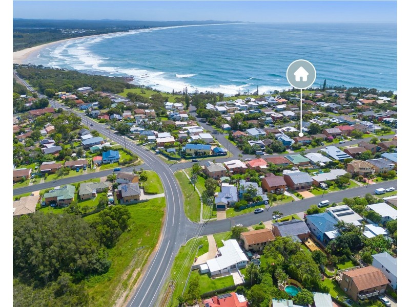8 Third Avenue, Bonny Hills NSW 2445