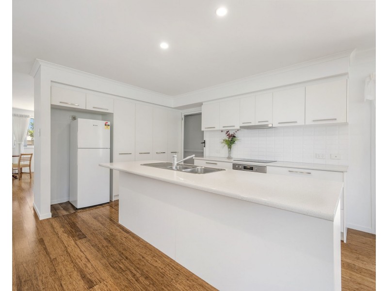 8 St Lucia Place, Bonny Hills NSW 2445