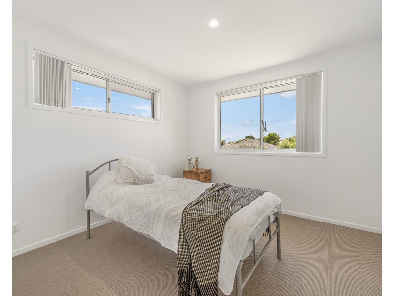 8 St Lucia Place, Bonny Hills NSW 2445