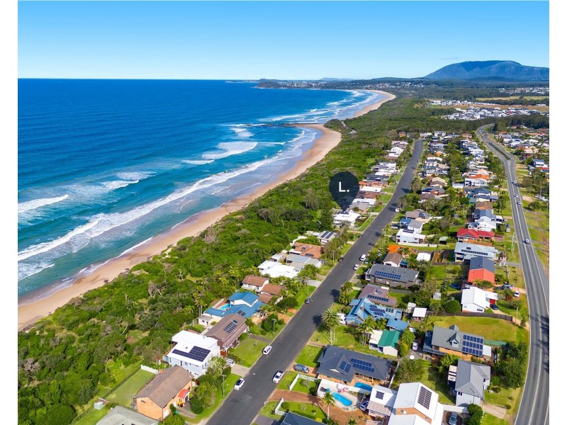 2/84 Chepana Street, Lake Cathie NSW 2445