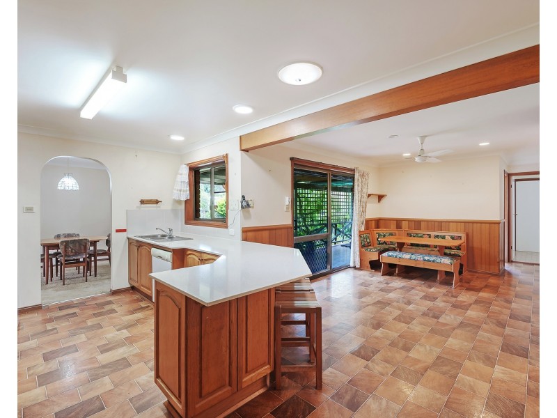 11 Honeysuckle Avenue, Lakewood NSW 2443