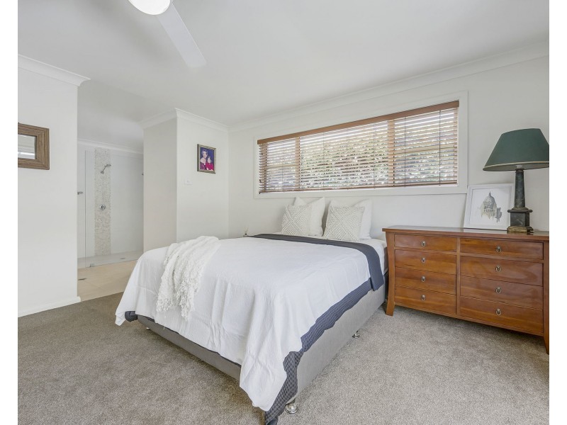 4 Resolution Place, Lake Cathie NSW 2445