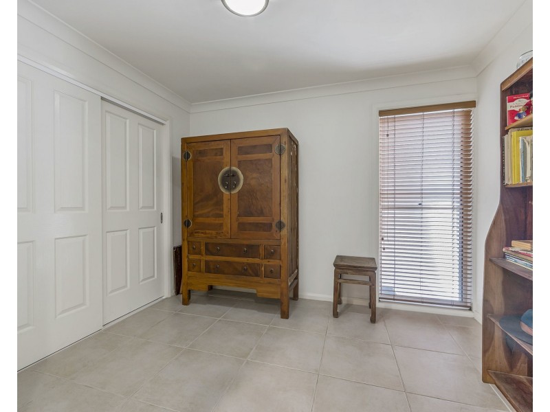 4 Resolution Place, Lake Cathie NSW 2445