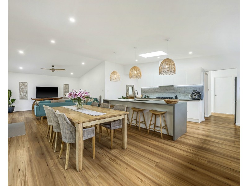 37 St Lucia Place, Bonny Hills NSW 2445