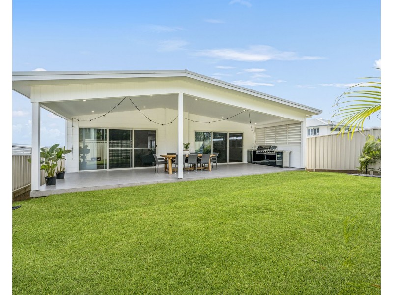 37 St Lucia Place, Bonny Hills NSW 2445