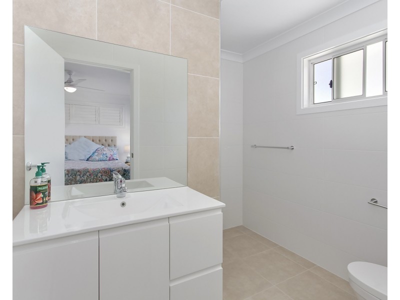 1B Dominica Street, Lake Cathie NSW 2445