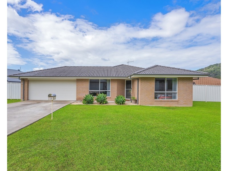 18 Wedgetail Drive, Kew NSW 2439
