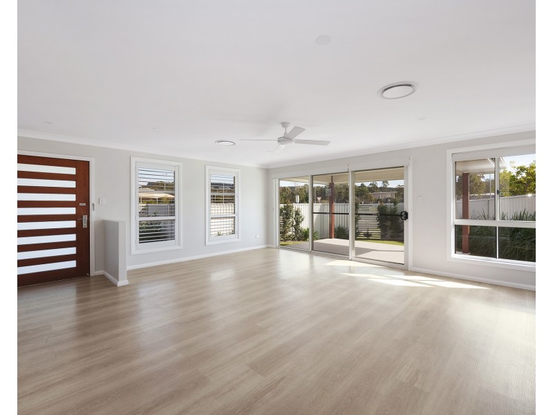 15 Wallum Drive, Lake Cathie NSW 2445