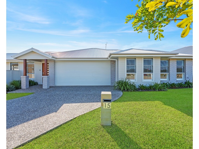 15 Wallum Drive, Lake Cathie NSW 2445