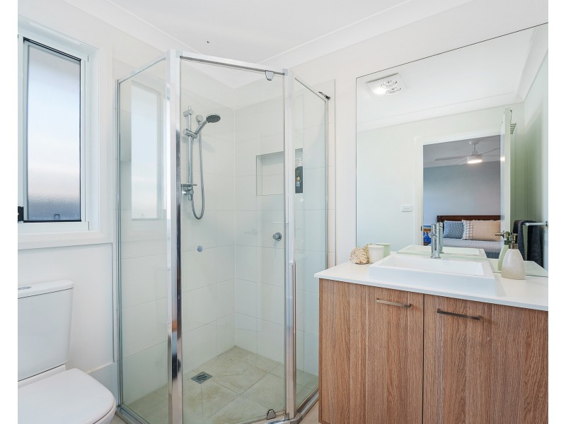 24 Antigua Avenue, Lake Cathie NSW 2445