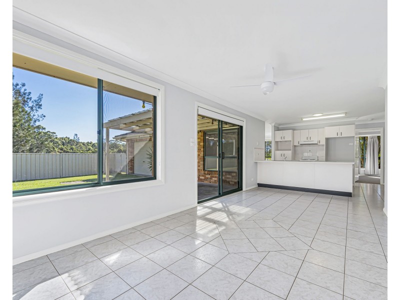 41 St Kitts Way, Bonny Hills NSW 2445