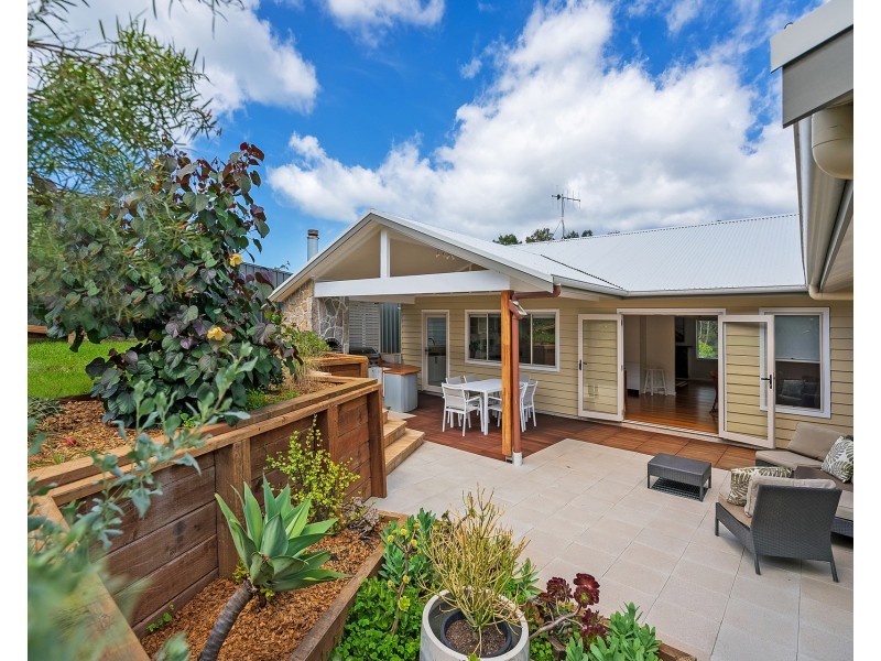 6 Antigua Avenue, Lake Cathie NSW 2445