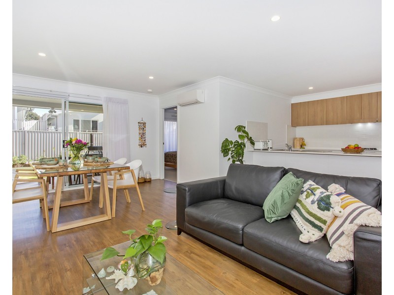 5A Seahorse Rise, Lake Cathie NSW 2445