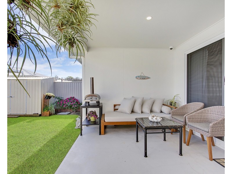 5A Seahorse Rise, Lake Cathie NSW 2445