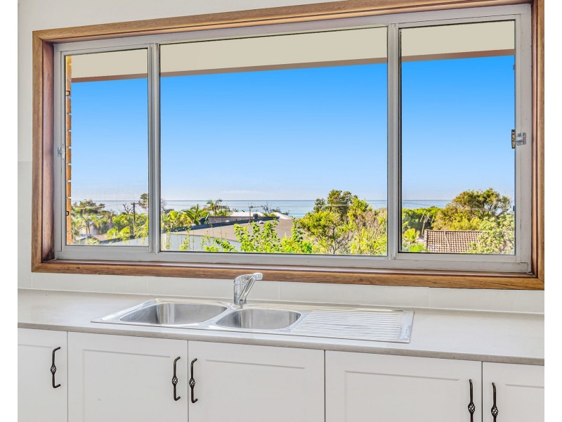 1546 Ocean Drive, Lake Cathie NSW 2445