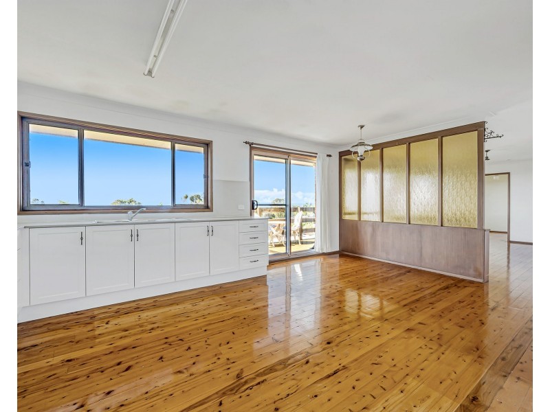 1546 Ocean Drive, Lake Cathie NSW 2445