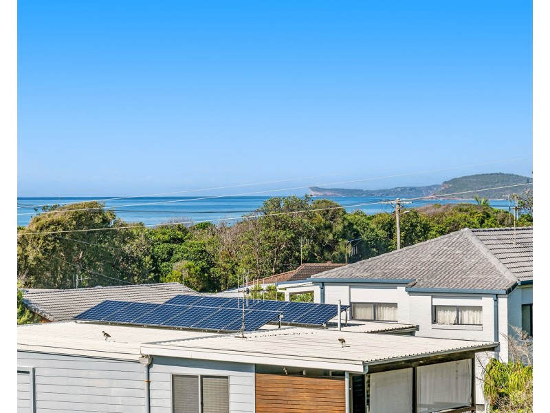 1546 Ocean Drive, Lake Cathie NSW 2445