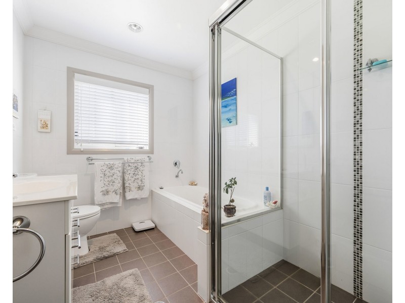 16 Admirals Circle, Lakewood NSW 2443