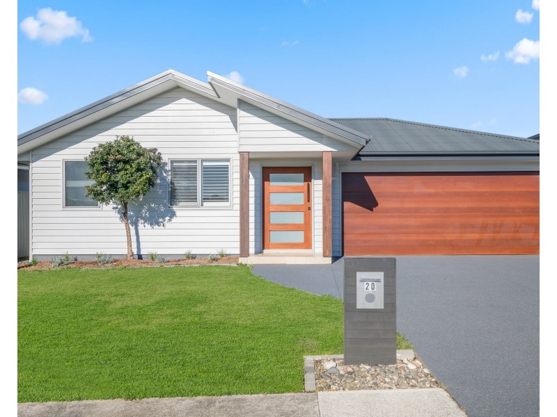 20 Aquarius Avenue, Lake Cathie NSW 2445