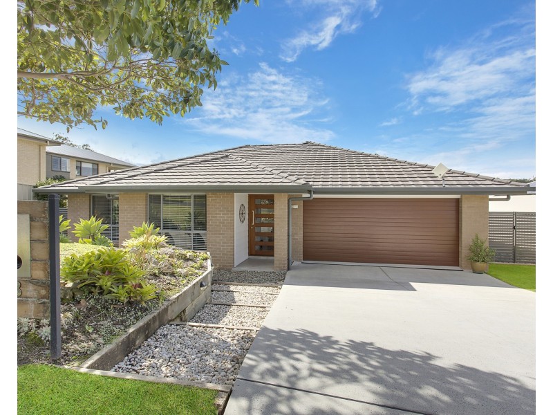 8 Silky Oak Rise, Kew NSW 2439