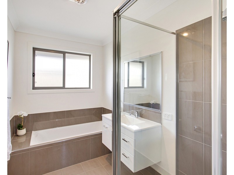 8 Silky Oak Rise, Kew NSW 2439