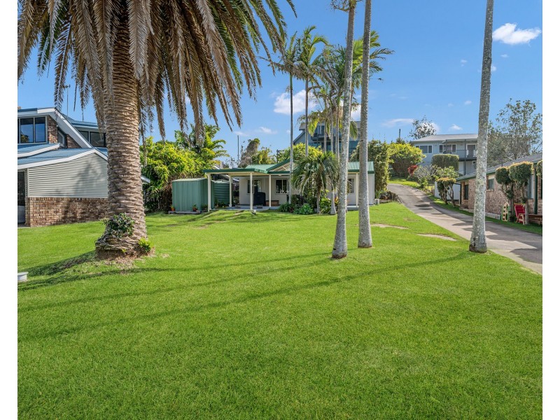 69 Chepana Street, Lake Cathie NSW 2445