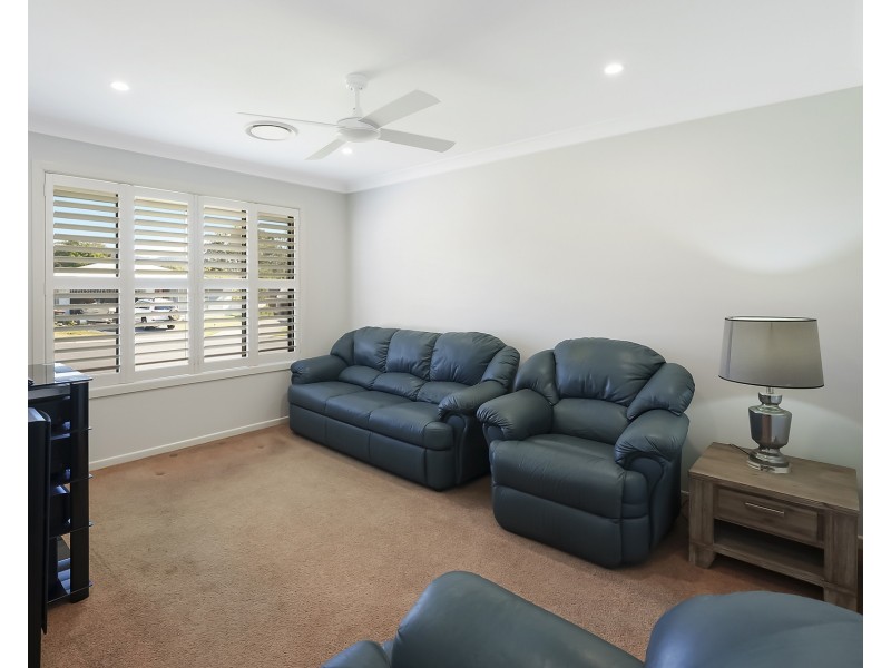 4 Ella Close, Bonny Hills NSW 2445