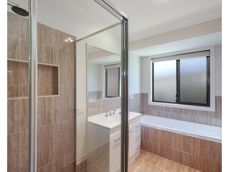 4 Ella Close, Bonny Hills NSW 2445