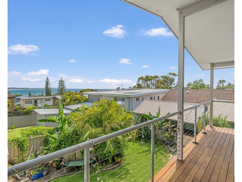 5 Hill Street, Bonny Hills NSW 2445