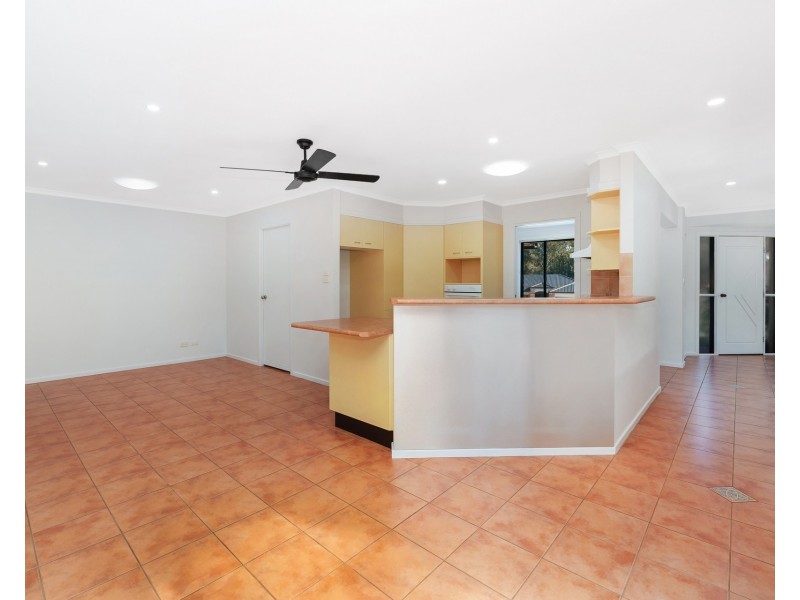 26 Abel Tasman Drive, Lake Cathie NSW 2445