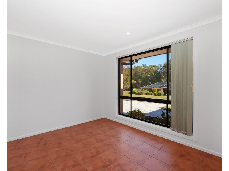 26 Abel Tasman Drive, Lake Cathie NSW 2445