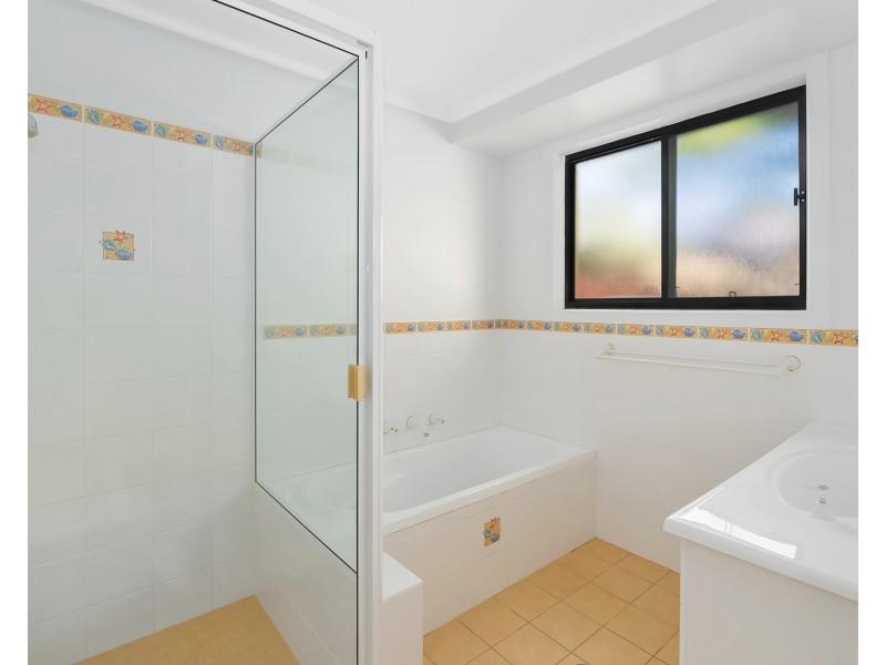 26 Abel Tasman Drive, Lake Cathie NSW 2445