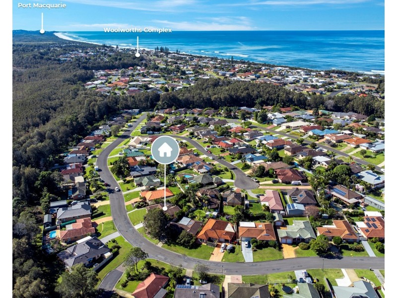 26 Abel Tasman Drive, Lake Cathie NSW 2445