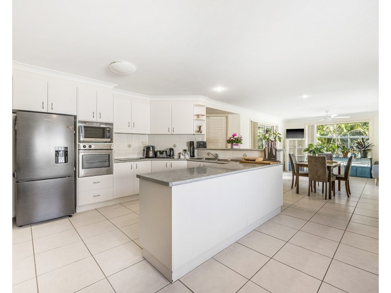 7 Solander Place, Lake Cathie NSW 2445